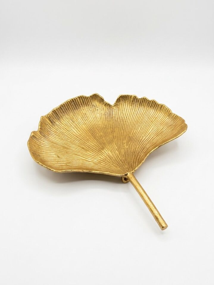METAL GOLD YAPRAK DEKOR ORTA BOY 34 x 31 CM