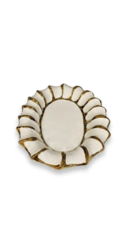 Lüks Dalgalı Tasarım Porselen Sunum Tabağı 30X20 CM OVAL SUNUMLUK BEYAZ-GOLD