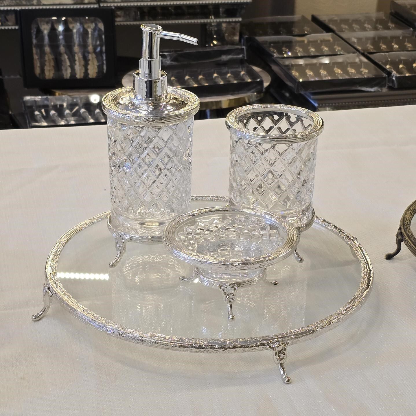 BANYO SETİ GÜMÜŞ